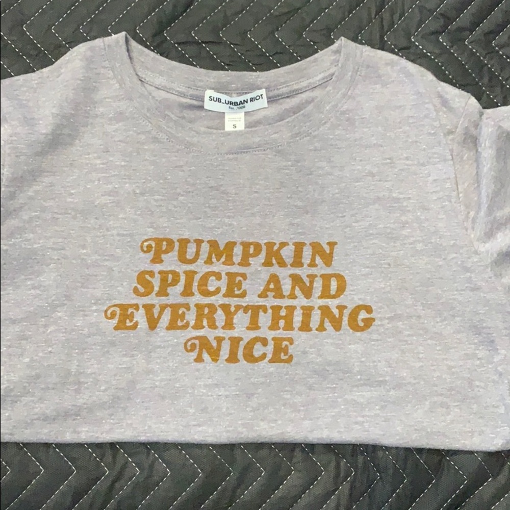 Women’s T-shirt.